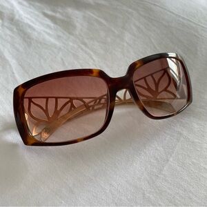 Vintage Y2K Guess Ladies Tortoise Shell Brown Sunglasses